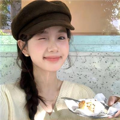 笼中女